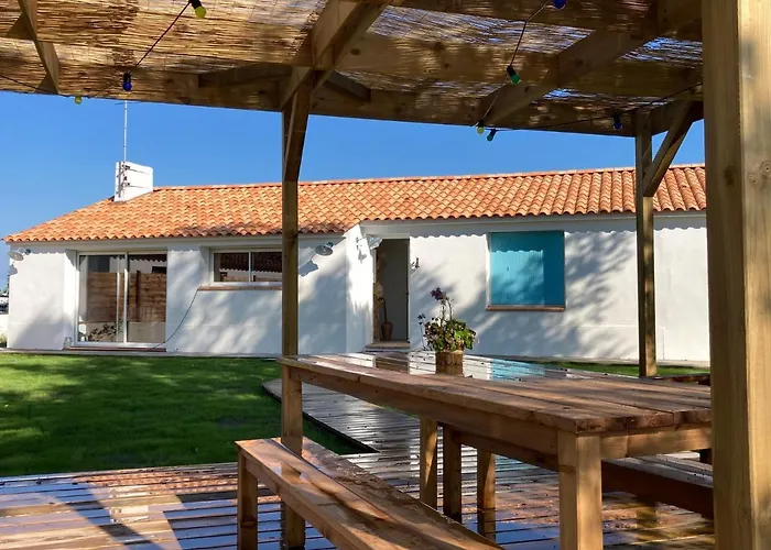 La Maison Des Marais De *